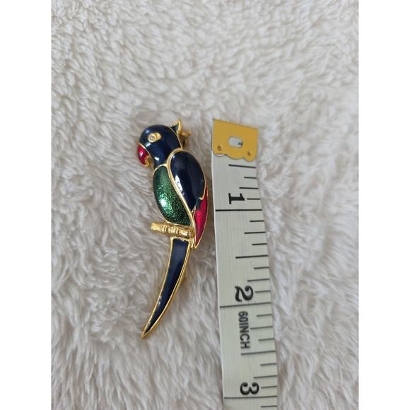 TROPICAL PARROT VTG PIN BROOCH ENAMEL INLAY GOLDTONE BirdOfParadise NavyRedGreen - Picture 4 of 4